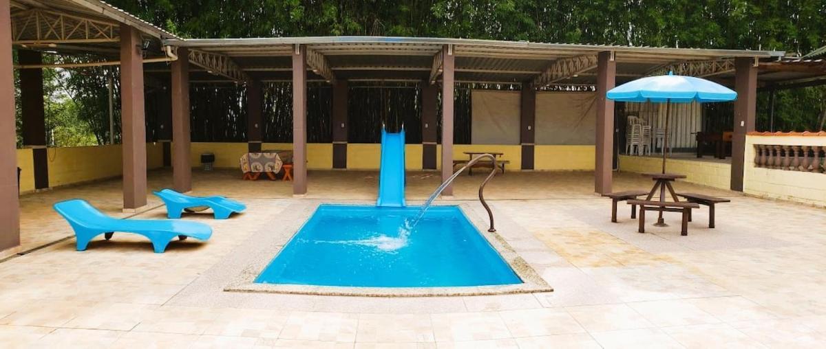Chacara Charmosa Com Piscina, Campo De Futebol Villa กวาราชินเกตา ภายนอก รูปภาพ